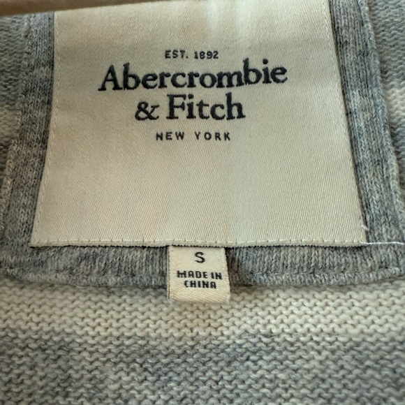Abercrombie & Fitch Heather Gray and Cream Striped Cardigan - Picture 4 of 5
